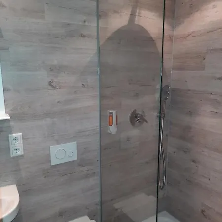 Adler Hotell